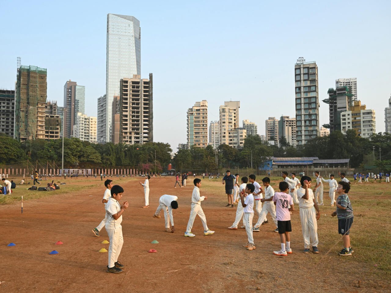 Maidans still the nursery of Mumbai cricket | The Express Tribune