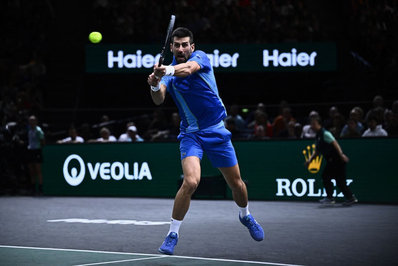 Djokovic resists 'suffocating' Rublev  | The Express Tribune