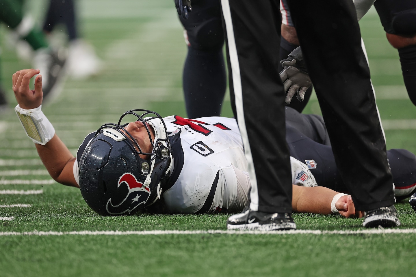 C.J. Stroud exits Texans’ loss after hard fall, enters concussion protocol
