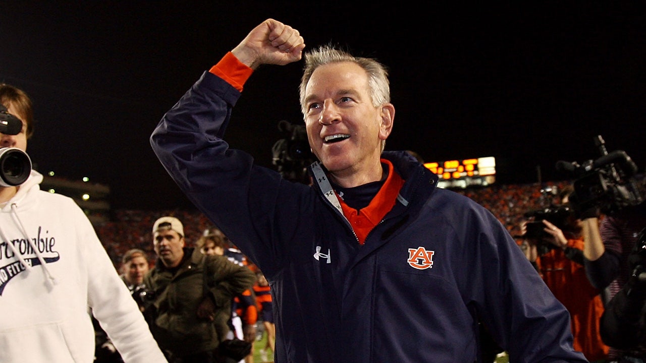 Sen. Tuberville: 'I don't think there's any way' to stop college fans from storming courts, fields