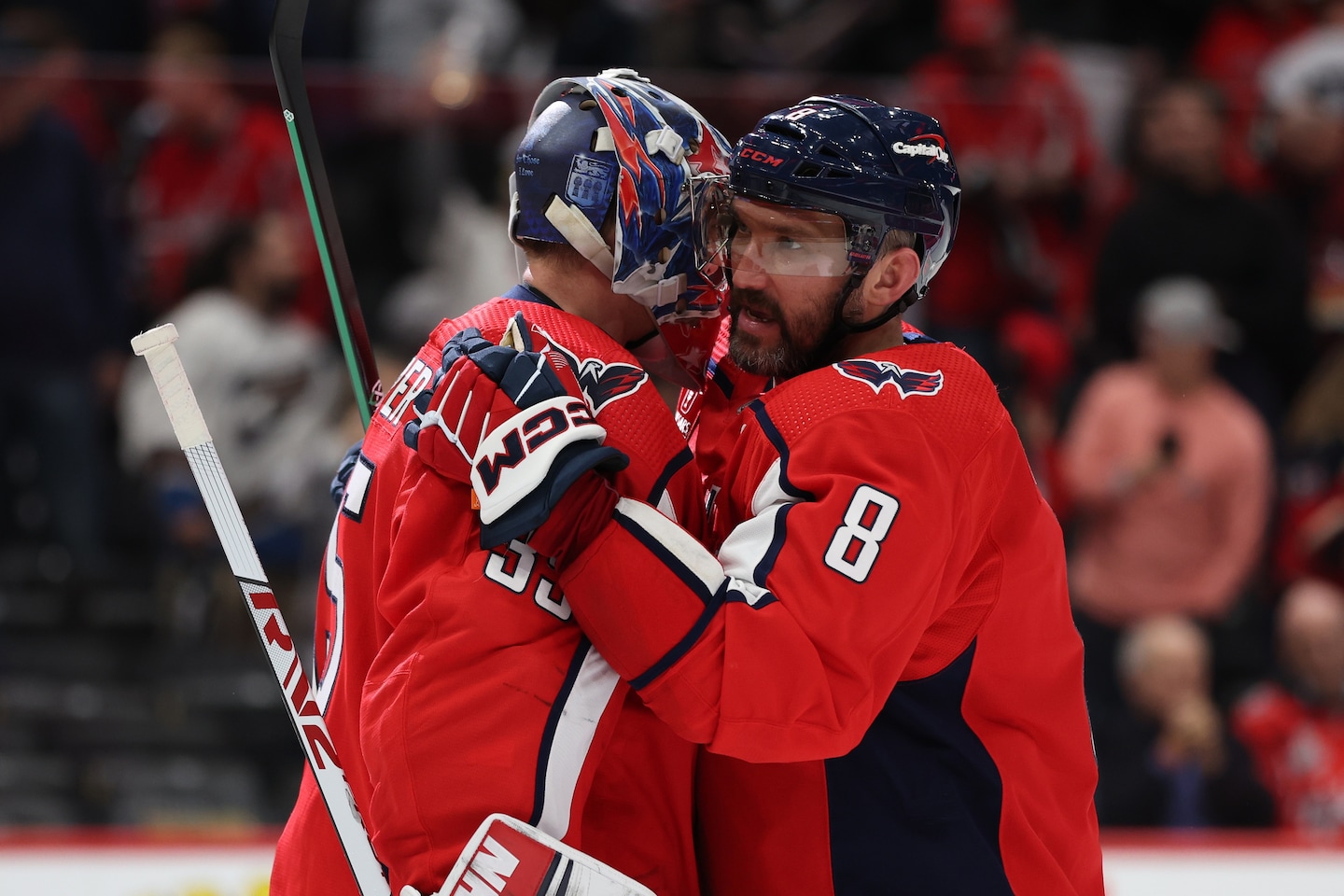 Shorthanded Capitals keep pushing, start back-to-back with dominant win