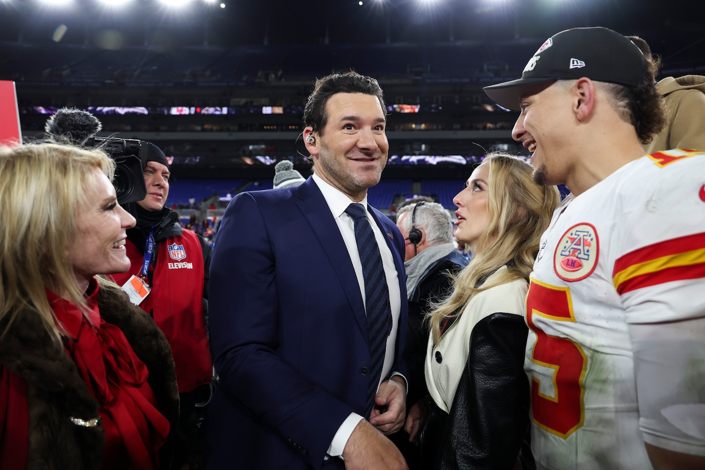 Tony Romo, once CBS’s ‘golden boy,’ brushes off the backlash